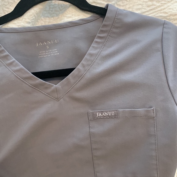 Grey Jaanuu scrub SET - Picture 7 of 7